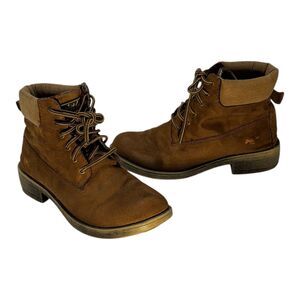 Rocketdog‎ Brown Lace-up Ankle Boots with Flannel Detail Lining - Women's size 6